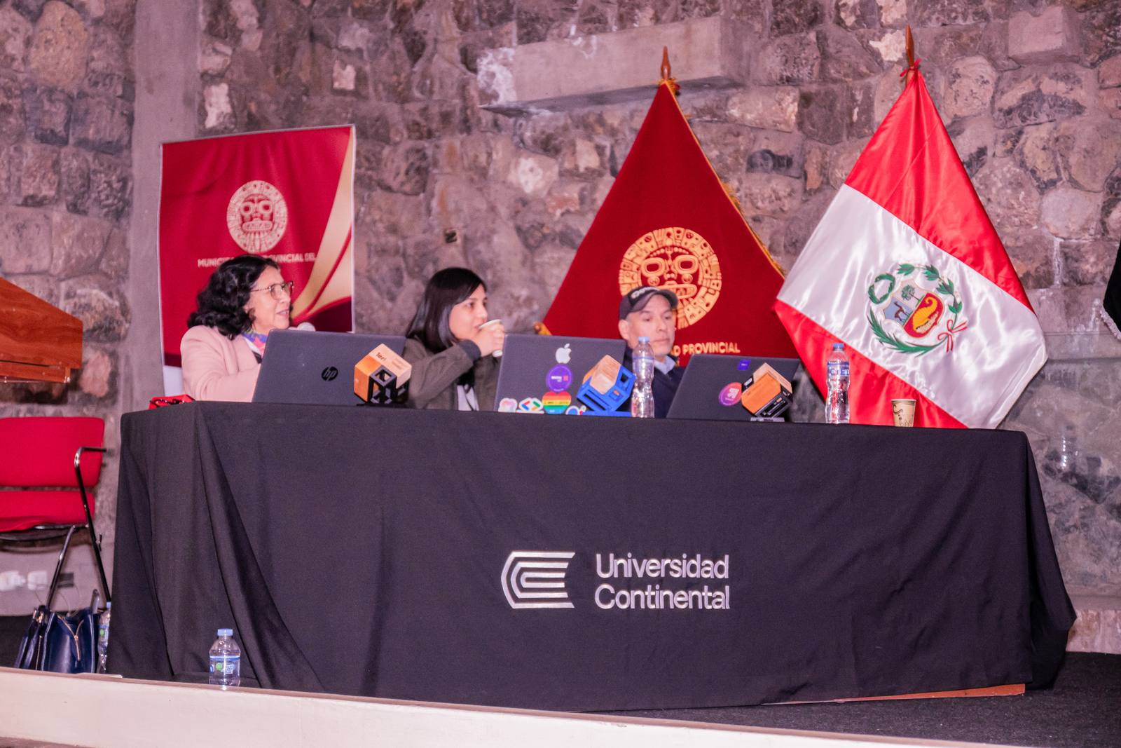 Jurado del Demo Day Tarpuy en Cusco
